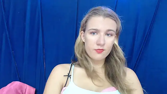 Yennyloves online show from June 18, 2026, 11:59 am