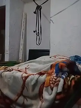 Snapshot of eroos_twink chatting on March 7, 2026, 7:37 am eroos twink online show from March 7, 2026, 7:37 am