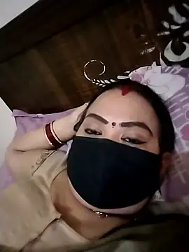 Kajal-Sharma00 online show from April 13, 2026, 10:19 am