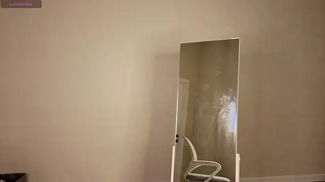 Snapshot of Angelina_Becker chatting on June 7, 2026, 1:11 am Angelina Becker online show from June 7, 2026, 1:11 am