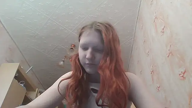 BirgitKamal online show from June 3, 2026, 2:44 pm