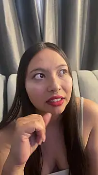 Kiim 2026 online show from April 24, 2026, 2:02 am