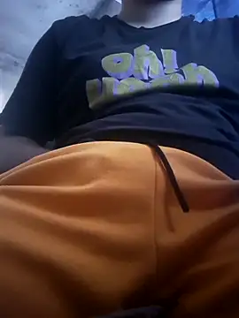 Snapshot of tobiasraimundo1 chatting on April 4, 2026, 5:30 pm tobiasraimundo1 online show from April 4, 2026, 5:30 pm