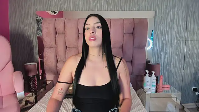 Ashly bloom  online show from July 16, 2026, 11:29 am