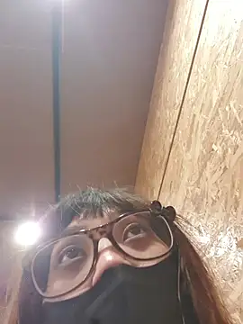 vivi panda online show from May 14, 2026, 6:32 am
