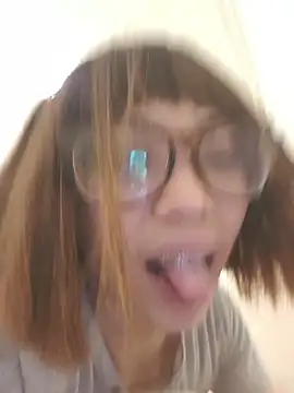 vivi panda online show from May 21, 2026, 3:26 am