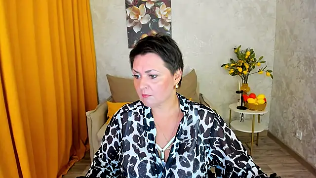 AnnaCorlane online show from June 15, 2026, 3:29 am