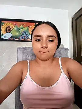 Valentina Narvaez online show from July 2, 2026, 7:42 pm
