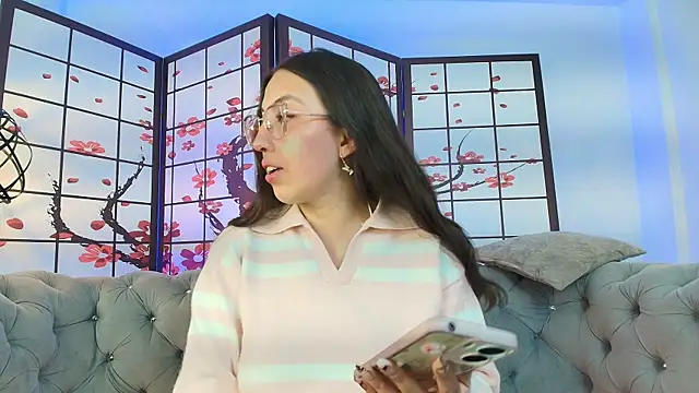 sweetlyundone online show from June 4, 2026, 7:07 pm