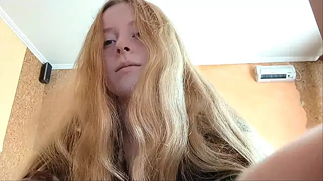KateVibe 01 online show from June 14, 2026, 11:39 pm
