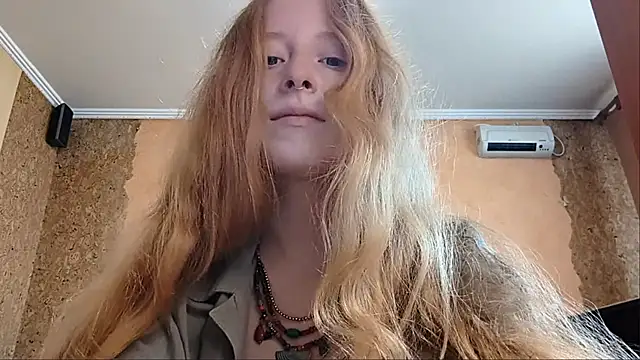 KateVibe 01 online show from June 12, 2026, 3:04 am