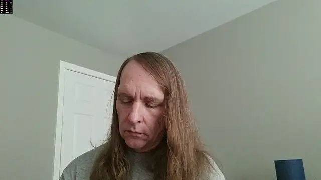 Magnus Luv online show from June 3, 2026, 2:33 pm