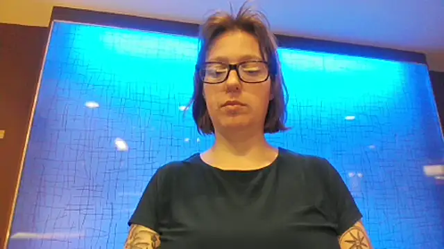 Rubygirl6 online show from June 8, 2026, 6:58 am