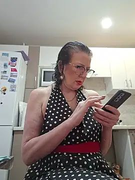 Snapshot of LaliaMia chatting on February 22, 2026, 4:37 am LaliaMia online show from February 22, 2026, 4:37 am