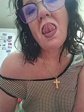 Snapshot of LaliaMia chatting on March 11, 2026, 8:36 pm LaliaMia online show from March 11, 2026, 8:36 pm