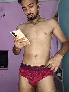 ItsPlayboy031 online show from May 19, 2026, 5:36 am