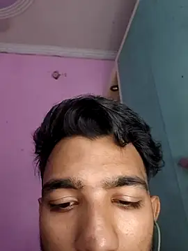 ItsPlayboy031 online show from May 16, 2026, 6:23 am