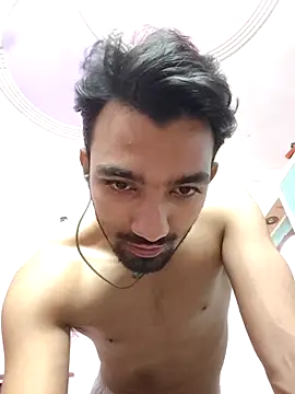 ItsPlayboy031 online show from April 28, 2026, 6:23 pm