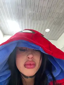 Milk lee7 online show from April 8, 2026, 9:55 am