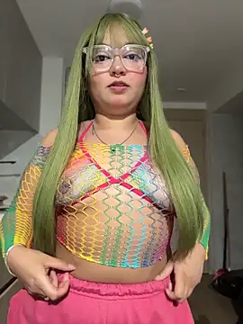 ZoeyDoll  online show from June 19, 2026, 11:20 pm