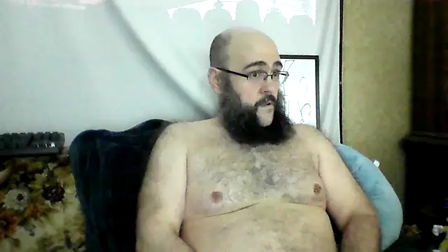 BriTheTopBear online show from May 27, 2026, 1:15 am
