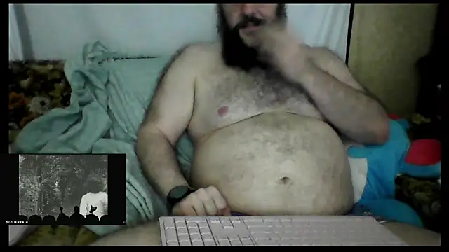 BriTheTopBear online show from June 8, 2026, 1:28 am