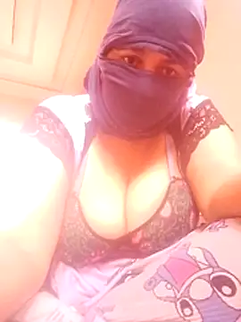 Monita-56 online show from April 7, 2026, 9:44 am