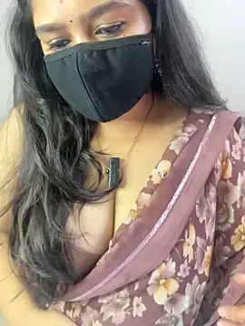 sarasofiaa  online show from June 3, 2026, 6:01 pm