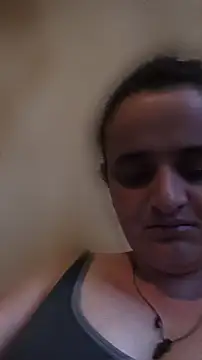 AnabelBexley online show from June 18, 2026, 4:01 pm