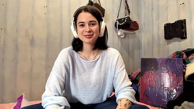 Snapshot of LanoraBilecki chatting on April 9, 2026, 10:43 am LanoraBilecki online show from April 9, 2026, 10:43 am