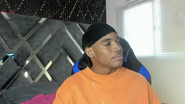 axel silva4 online show from May 28, 2026, 7:42 pm
