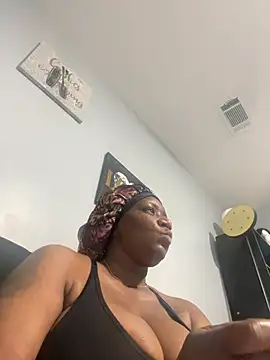 amberchill26 online show from August 7, 2026, 12:38 am