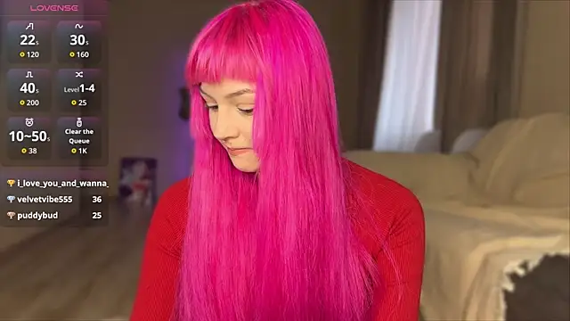 JuliaFlowerBliss online show from April 20, 2026, 5:21 am