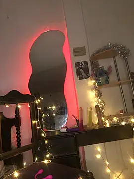 Snapshot of GeordiNovaX chatting on April 9, 2026, 12:01 am GeordiNovaX online show from April 9, 2026, 12:01 am