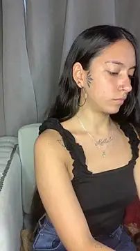 DulceLatinaxo online show from June 16, 2026, 9:48 pm