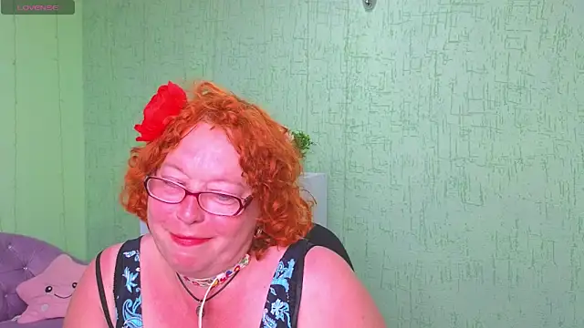 Fara Flutte online show from June 9, 2026, 1:12 pm