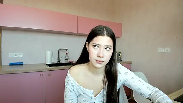 Snapshot of bina_mima chatting on April 7, 2026, 9:11 am bina mima online show from April 7, 2026, 9:11 am