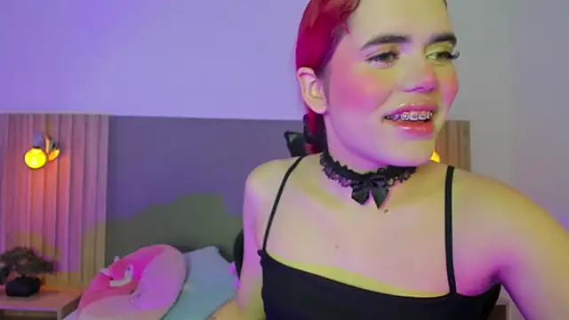 loly berry online show from May 17, 2026, 2:11 am