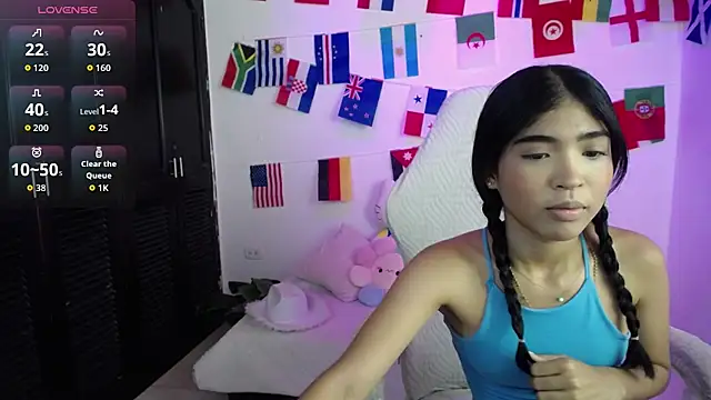Snapshot of Jully_dreams chatting on June 15, 2026, 6:29 pm Jully dreams online show from June 15, 2026, 6:29 pm
