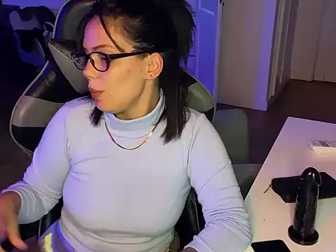 Snapshot of anestesia_5 chatting on April 7, 2026, 1:18 am anestesia 5 online show from April 7, 2026, 1:18 am