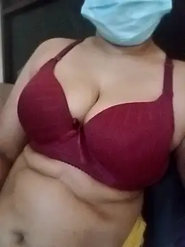 shenaya1 online show from April 9, 2026, 1:40 am