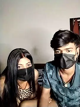 Snapshot of Love-Birdss chatting on April 10, 2026, 4:58 pm Love-Birdss online show from April 10, 2026, 4:58 pm