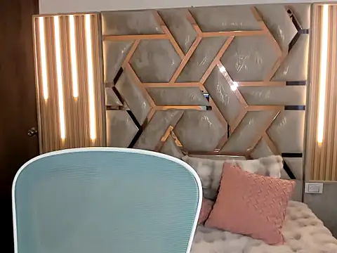 Kelly-adams26 online show from April 7, 2026, 2:08 pm