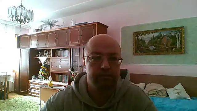 Luceriusbigass online show from February 15, 2025, 11:28 am