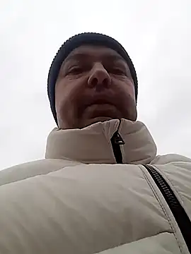 Luceriusbigass online show from December 18, 2025, 11:14 am