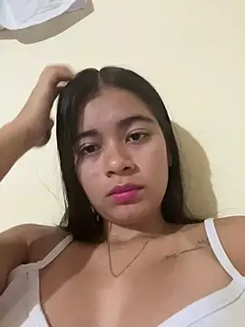 Kloe zaf online show from June 10, 2026, 5:52 am