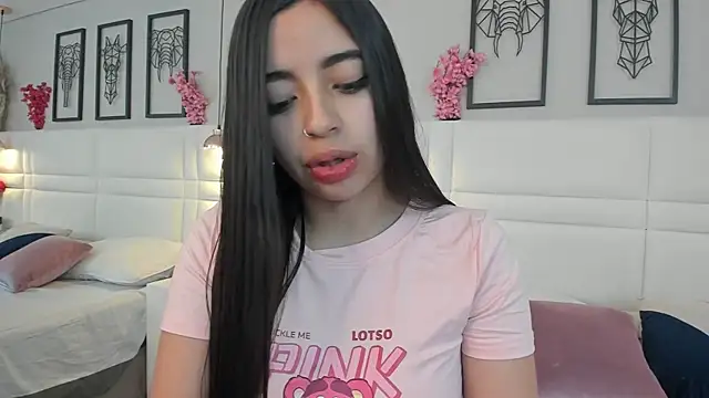 Snapshot of Melody__blake chatting on July 19, 2026, 12:13 pm Melody blake online show from July 19, 2026, 12:13 pm