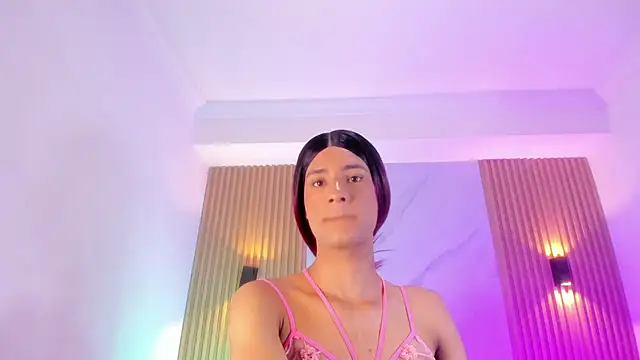 Snapshot of Miss_EmilyStar chatting on August 5, 2026, 8:25 pm Miss EmilyStar online show from August 5, 2026, 8:25 pm