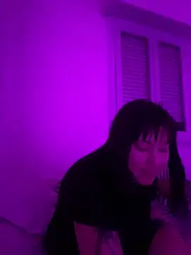 cherryxxox online show from May 5, 2026, 4:26 am