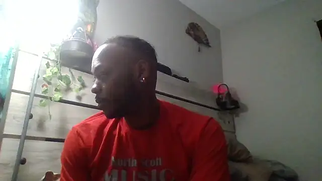 Snapshot of zdaddymm chatting on June 21, 2026, 12:33 pm zdaddymm online show from June 21, 2026, 12:33 pm